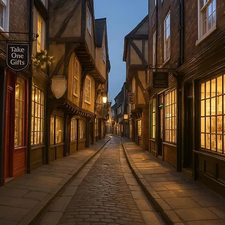 Lady Peckett's Yard *