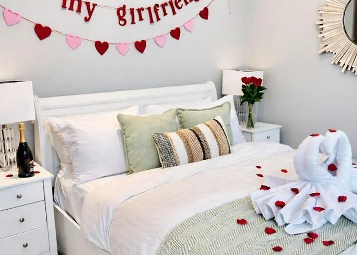 Lady Peckett's Yard - Free Parking - * York